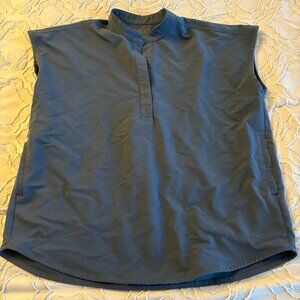 🚨SOLD🚨Figs Rafaela Oversized Scrub Top - Charcoal